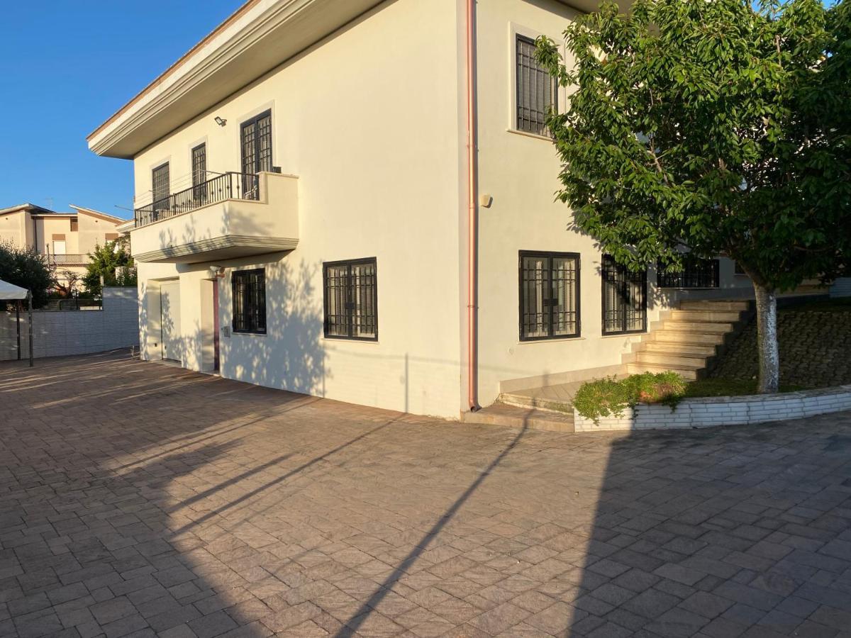 Alloggio Turistico Villa Camelia Lavinio Anzio Dış mekan fotoğraf